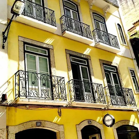 Charmingloft Avenida Large And Stylish Апартаменти *