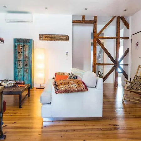 Апартаменти Charmingloft Avenida Large And Stylish Лісабон
