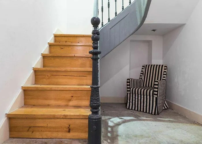 Lejlighed Charmingloft Avenida Large And Stylish